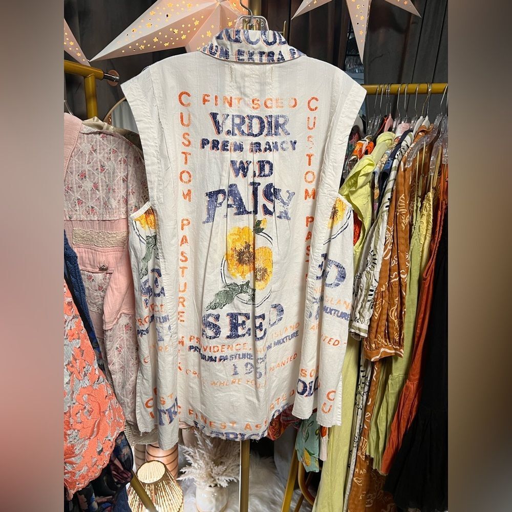 Free People White Sleeveless Button-Up Top with Blue & Yellow Graphic - Picture 7 of 8